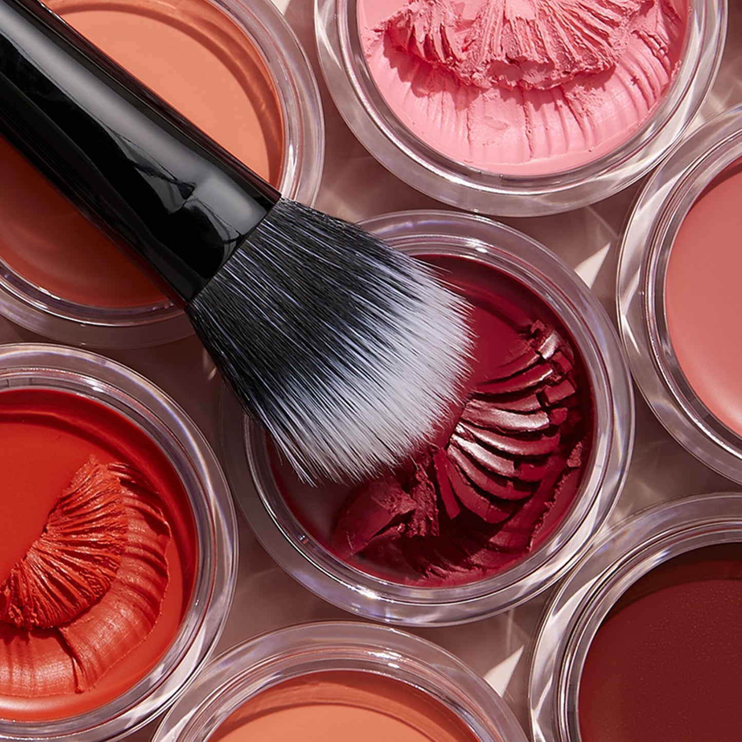 putty-blush-brush-i3 011321_PuttyBlush-Brush_V2_COMP_Final_IGF2.jpg