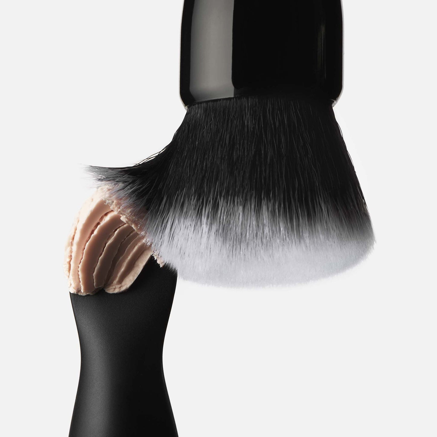 putty-primer-brush-and-applicator-a7 040523_SL_PuttyApplicator_0025_FINAL_RGB_IGF.jpg
