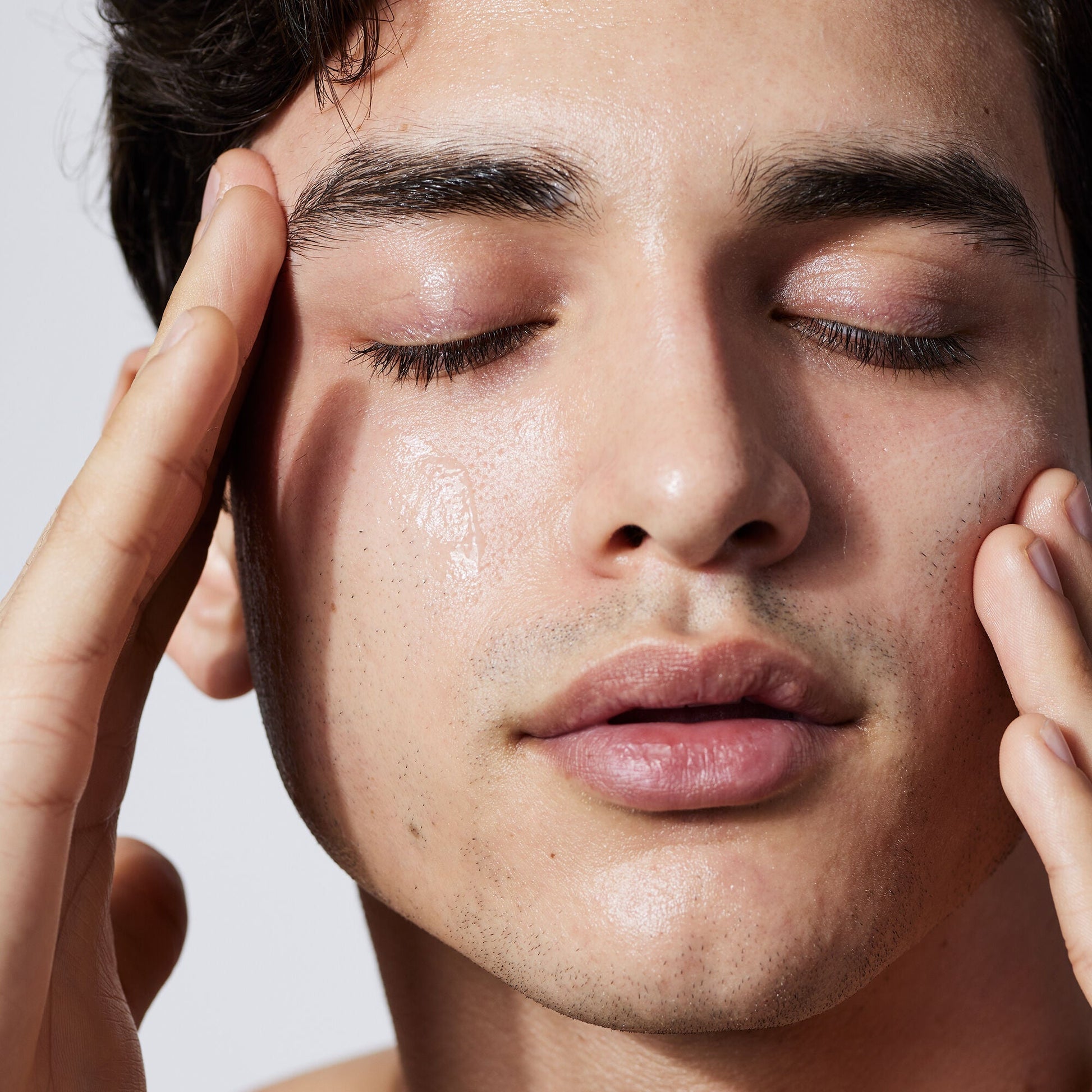 pure-skin-cleanser-q4 040822_Model_Pure-Cleanser_017_RT1-V1_V1_IGF.jpg