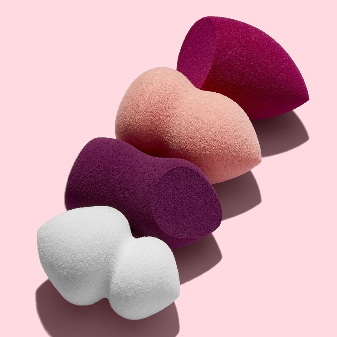 blending-and-highlighting-sponge-duo-g6 0619_SocialIGF_Sponges3_e91b9a4a-0156-4299-a3ef-3649e2979804.jpg