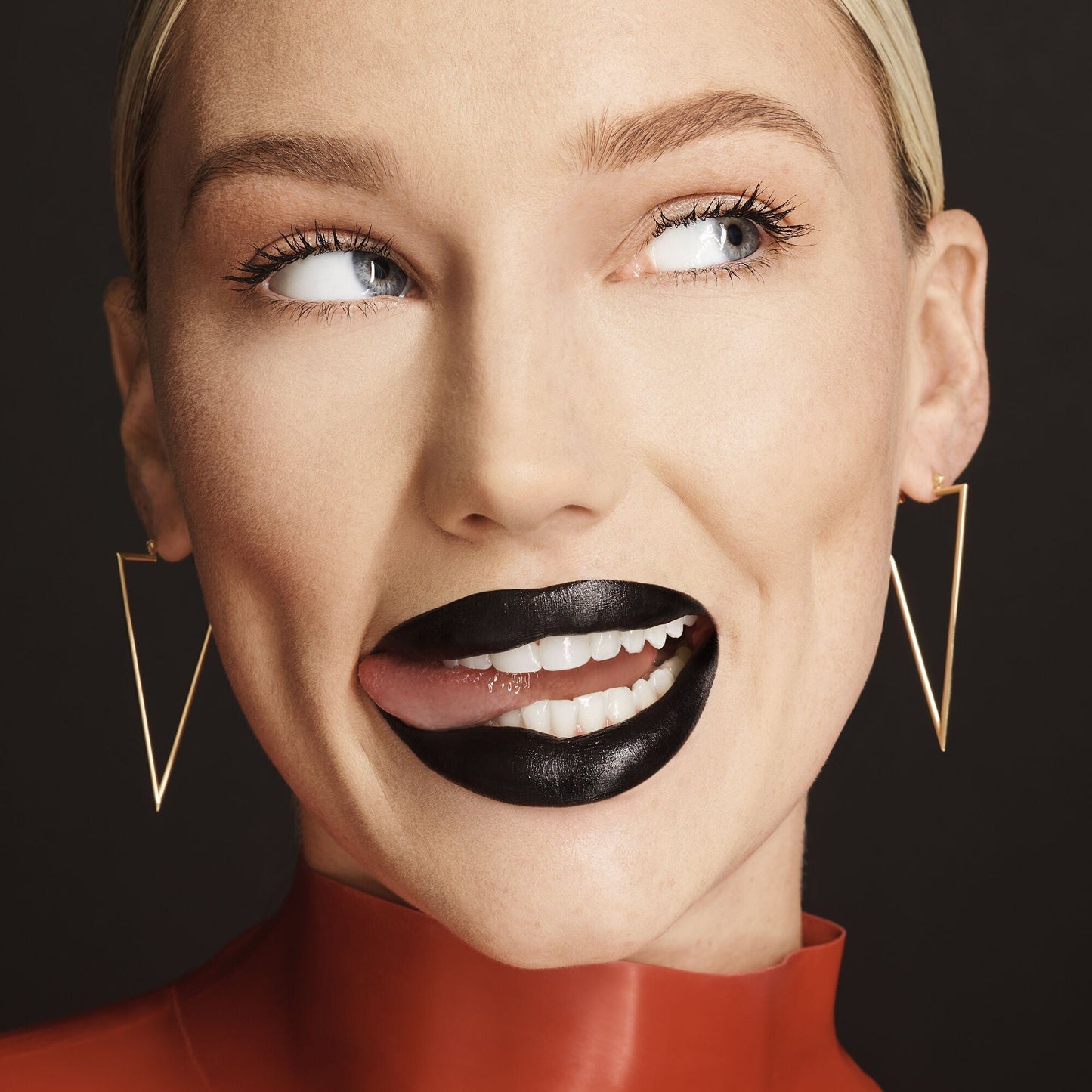 o-face-satin-lipstick-n8 071222_MD_Look4_0124_FINAL_RGB_IGF.jpg
