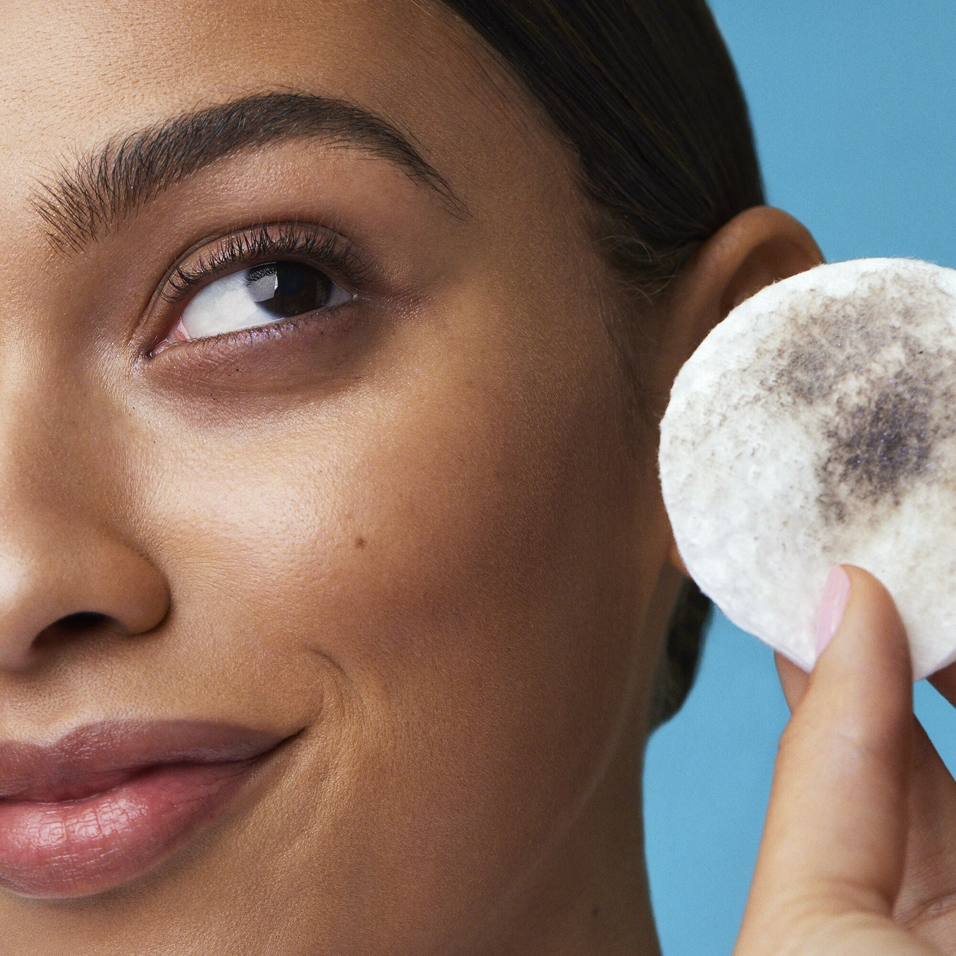 holy-hydration-e-l-f-off-makeup-remover-e7 110722_Adriana_HHRemover_2214_IGF.jpg