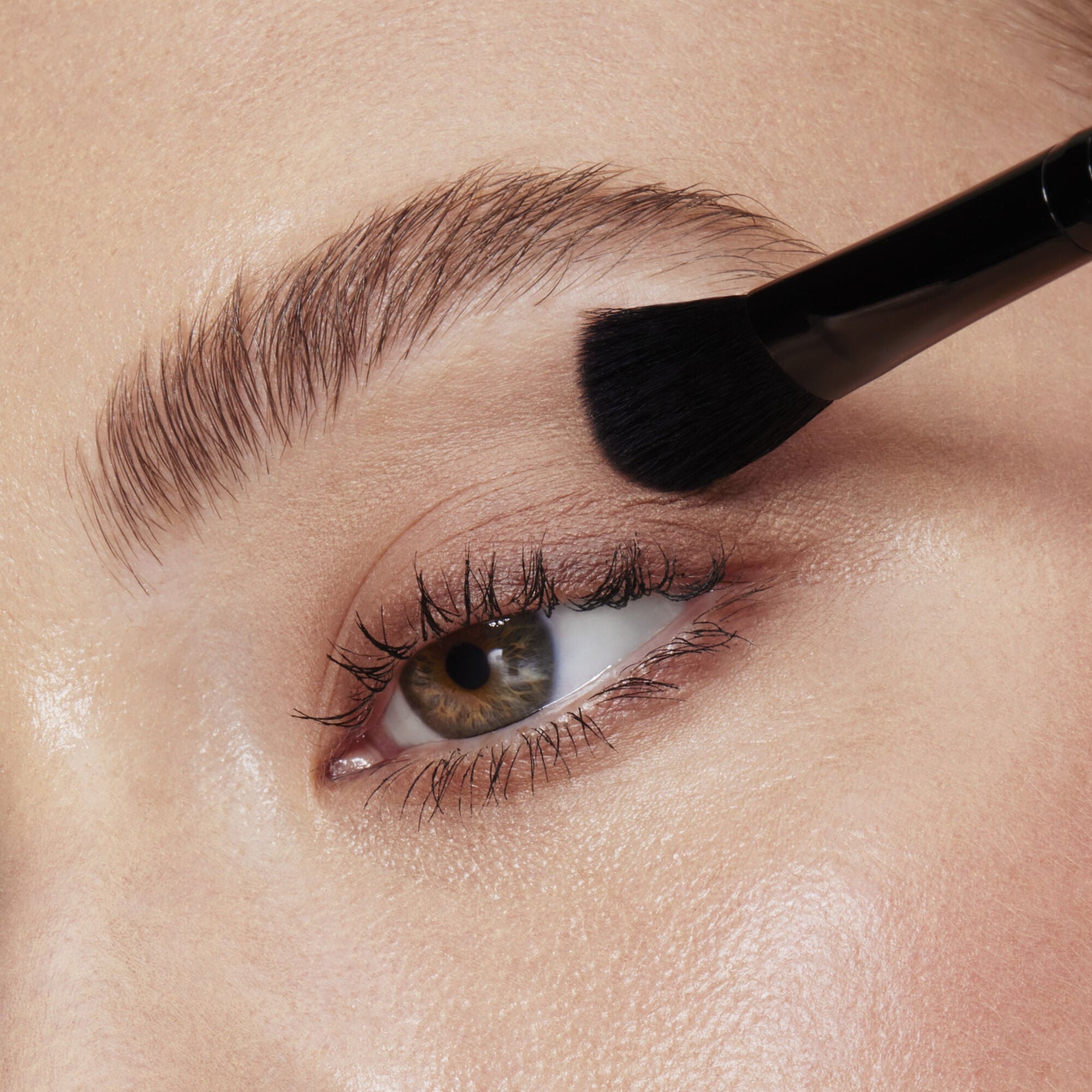 full-face-and-eye-makeup-brush-set-with-travel-case-x3 84674_FULL_FACE_EYE_BRUSH_SET_BLENDING_EYE_BRUSH_CARI_0137.jpg