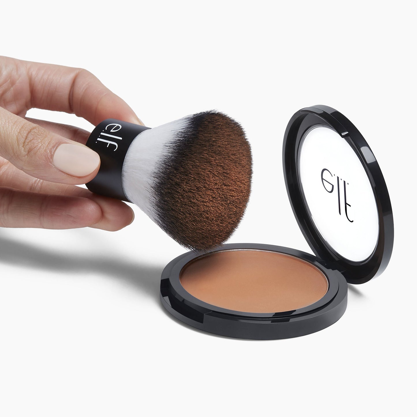 kabuki-makeup-brush-p0 85011_StudioKabuki_Brush_076_V2.jpg