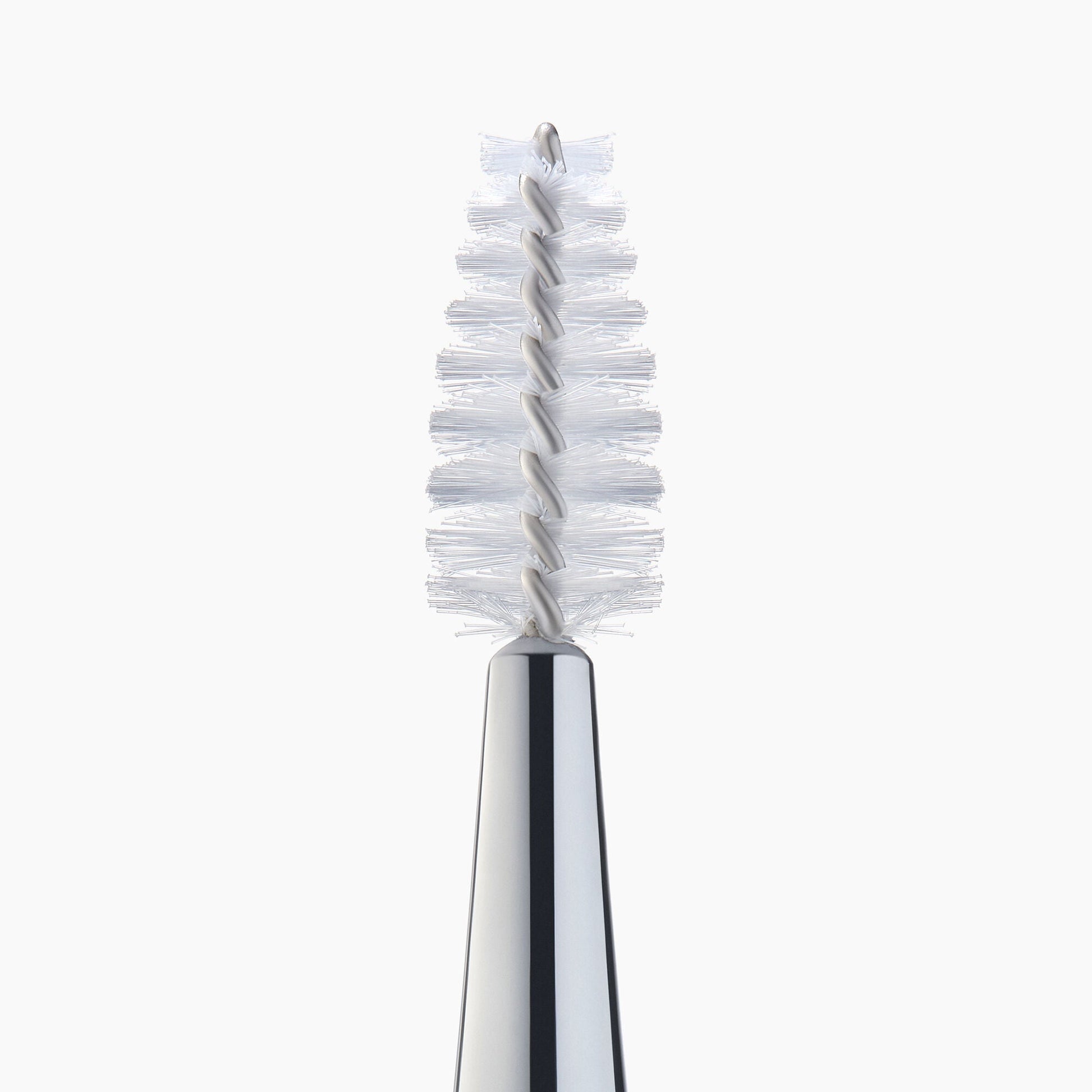 precision-dual-sided-eyebrow-brush-c5 85315_PrecisionDualSidedEyeshadowBrush_Macro_1_V2.jpg