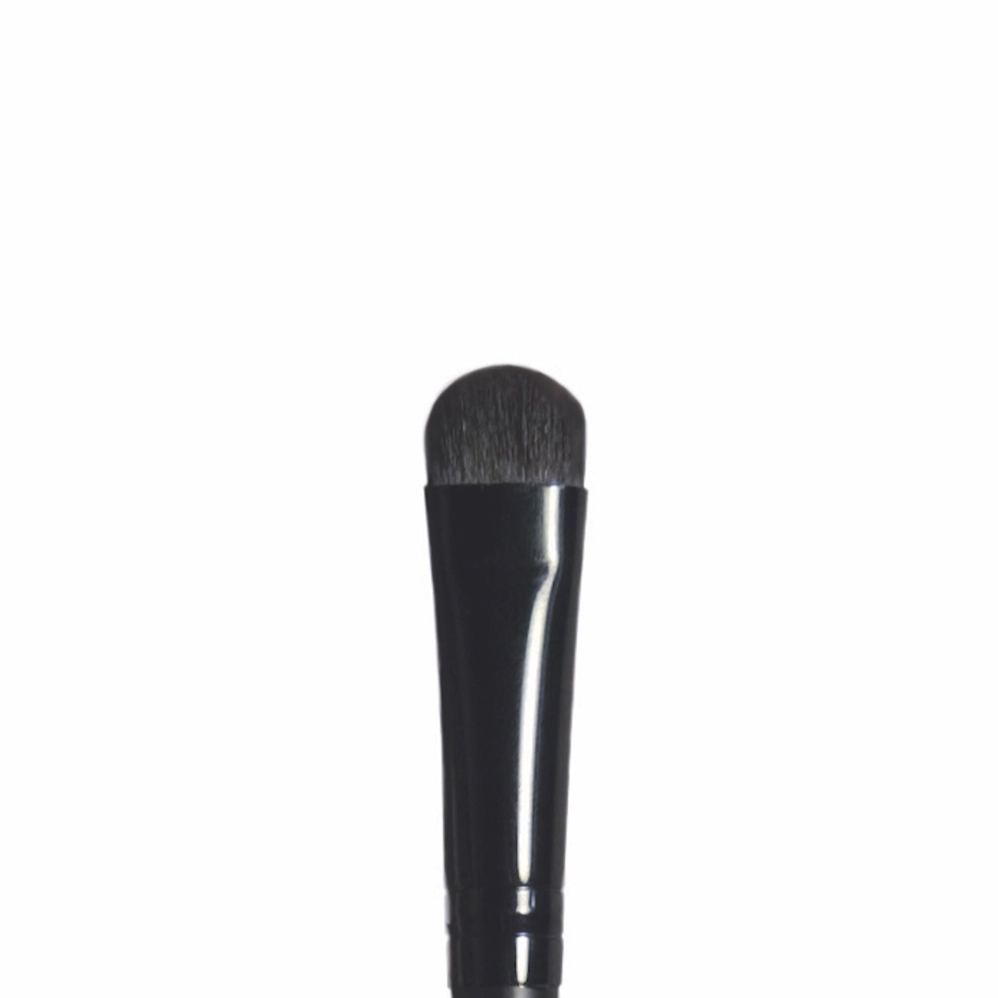 eyeshadow-c-brush-h2 BREYE_84008_Macro_C.jpg